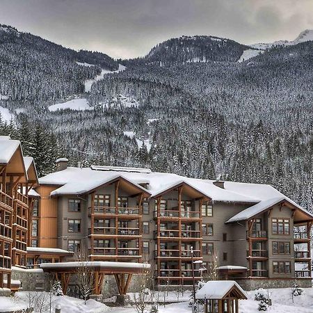Lodging Ovations Hotell Whistler Exteriör bild