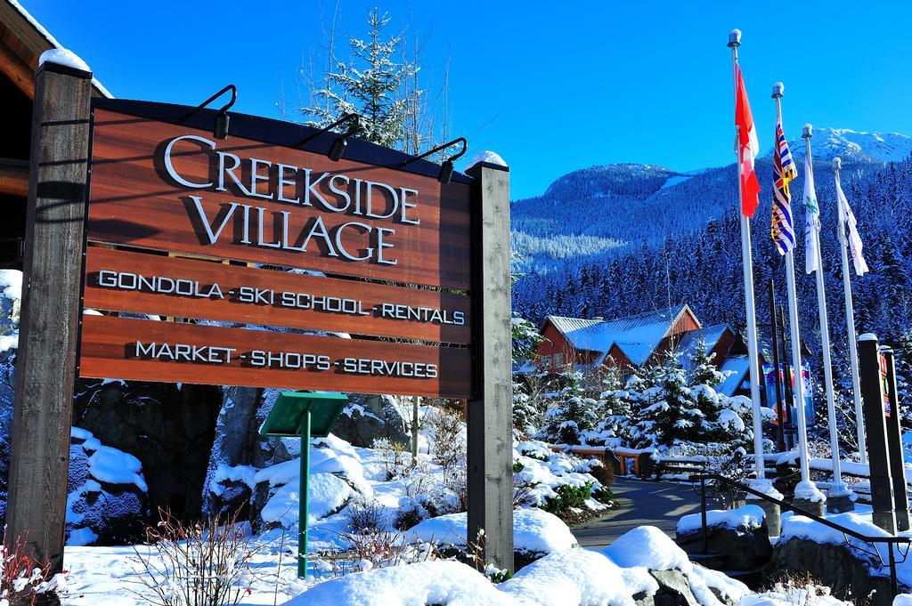 Lodging Ovations Hotell Whistler Exteriör bild